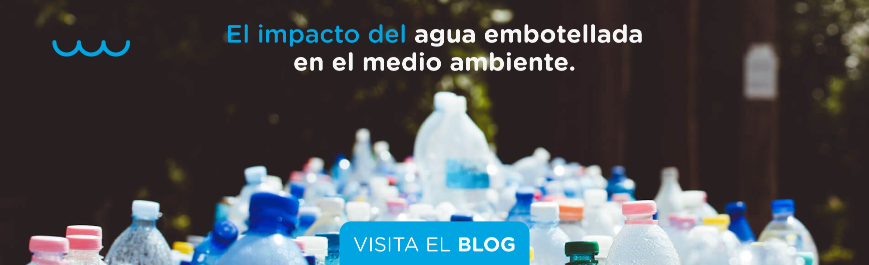 El impacto del agua embotellada en el medio ambiente.